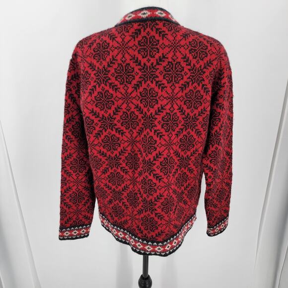 LL Bean Cardigan Womens Medium Merino Wool Red Black Snowflake Sweater Vintage - Picture 2 of 12